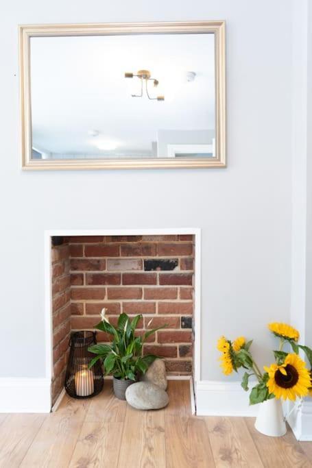 Stunning 3 Bed Home, 5 Mins From Margate Beach Bagian luar foto